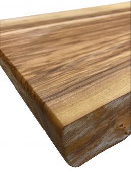 Cutting Board Olivewood with life edge